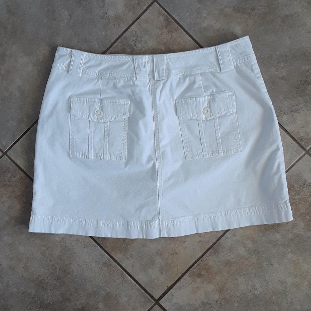 DOCKERS. Shorts. Size:6. - Picture 2 of 5